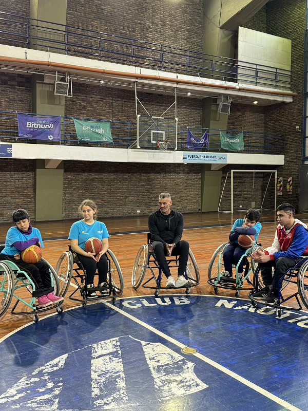 Sergio Goycochea entrenó junto a niños y niñas con discapacidad de CILSA
