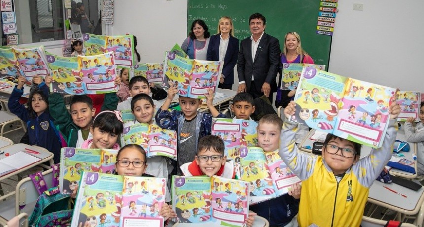 El municipio de la Matanza garantiza el acceso a libros y útiles en todas las escuelas