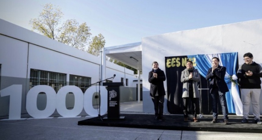 Kicillof: “Somos una sociedad entera que apoya la escuela pública para que los bonaerenses tengan un futuro mejor”