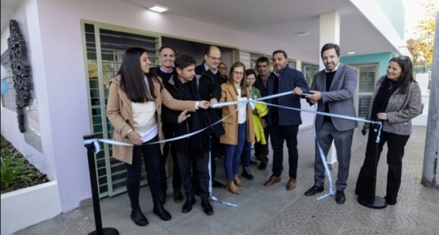 Kicillof Inauguró Centro de Salud y Recorrió Viviendas Paralizadas por el Gobierno Nacional