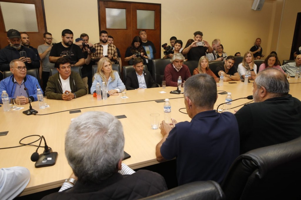 Espinoza: “En pocos meses, Milei dejó 200 mil trabajadores en la calle y cerró más de 30 mil PyMEs”