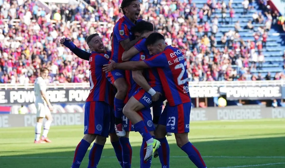 San Lorenzo venció a Tigre con uno menos y avanzó a cuartos del Torneo Apertura