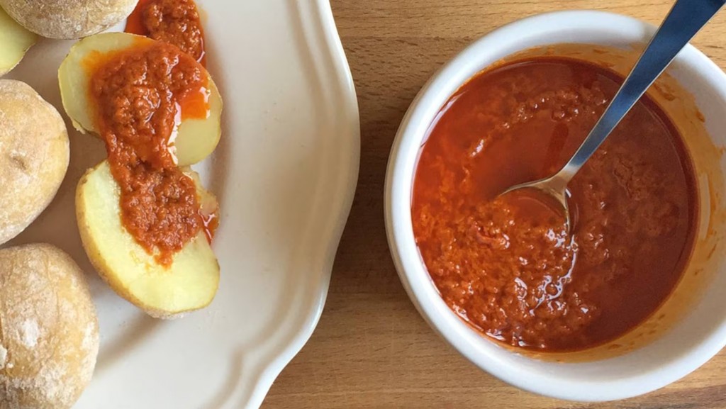 Cómo hacer un buen Mojo Picón: el sabor canario que enciende tus comidas
