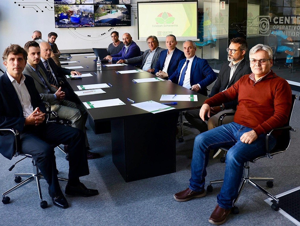Fernando Gray avanzó en la implementación del Plan 90/10 junto a funcionarios del Ministerio de Seguridad de la Nación