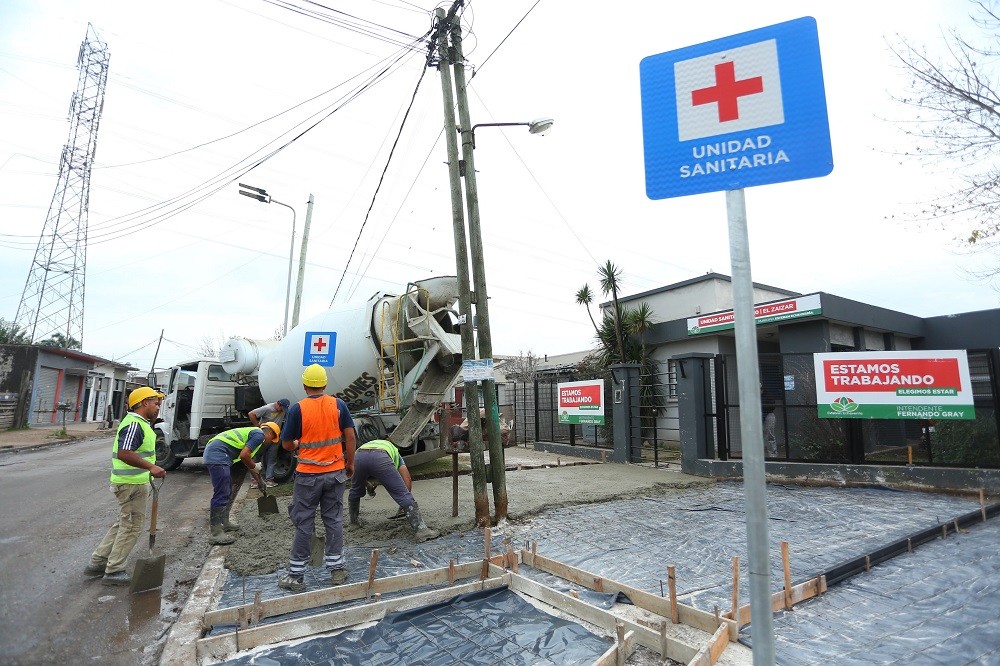 Esteban Echeverría: avanzan las obras en los accesos de la Unidad Sanitaria N° 10 de 9 de Abril