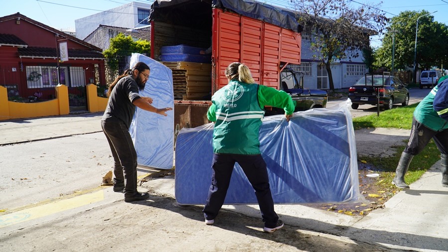 Ayuda en Marcha: Merlo Refuerza los Operativos Barriales