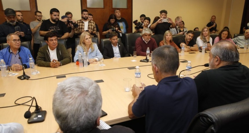 Espinoza: “En pocos meses, Milei dejó 200 mil trabajadores en la calle y cerró más de 30 mil PyMEs”