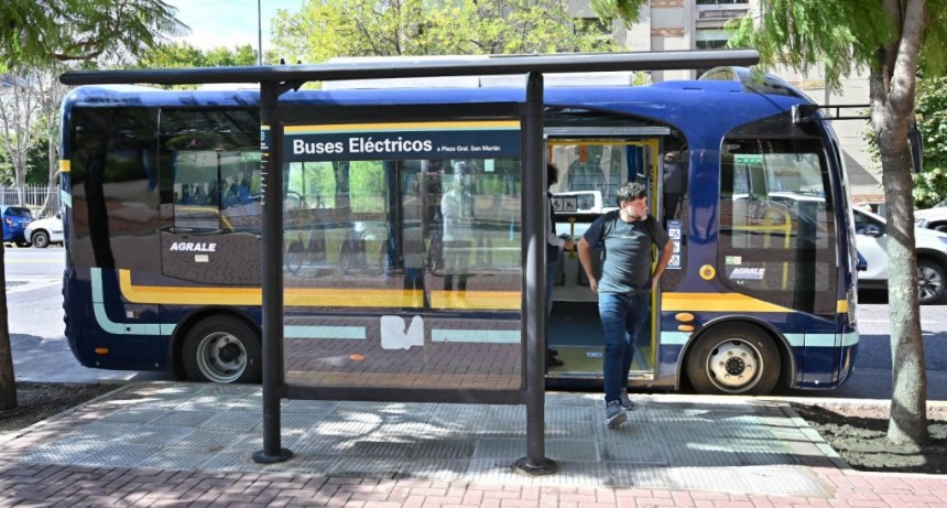 Comenzó a funcionar la primera línea de colectivos eléctricos de la Ciudad de Buenos Aires