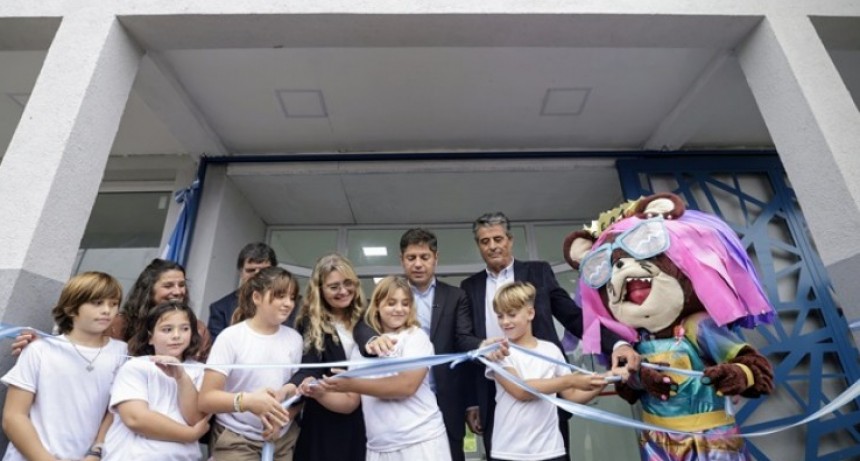 Kicillof inauguró una escuela de arte en Lobos y lanzó un fuerte mensaje contra el ajuste nacional