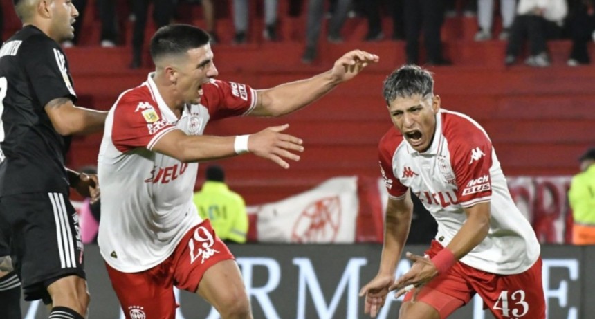 Huracán ganó con un Ramírez intratable y se metió en los cuartos del Apertura