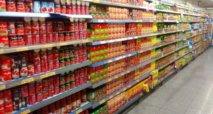 El consumo en supermercados no repunta en mayo y se mantiene en caída