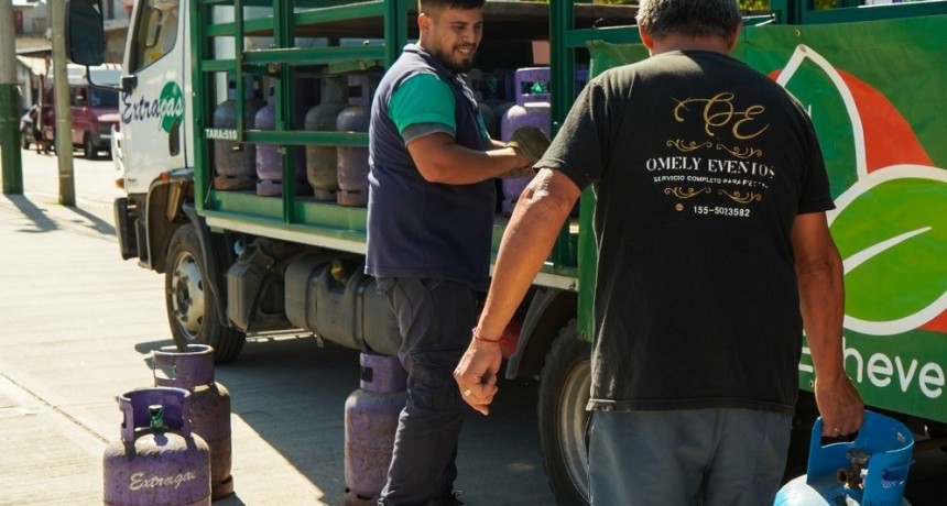 Nuevo operativo de recarga de garrafas a precio social en Monte Grande Sur