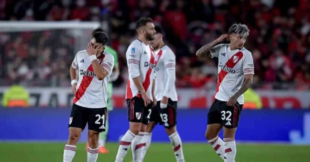 River volvi&oacute; a fallar, cay&oacute; ante Atl&eacute;tico Tucum&aacute;n y llega con dudas a los playoffs