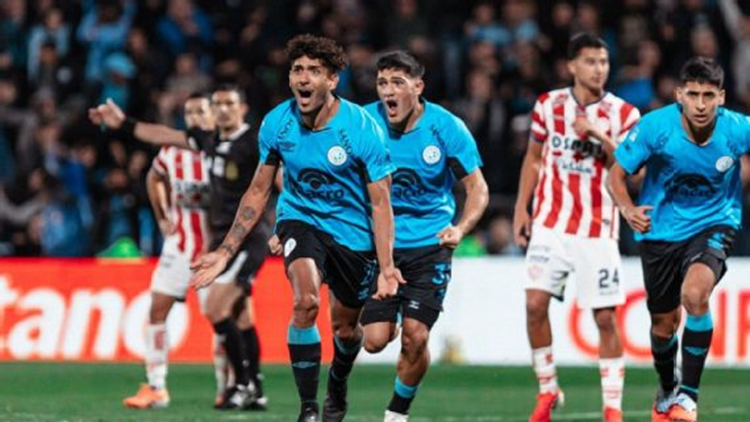 Belgrano golpe&oacute; en Alberdi, elimin&oacute; a Uni&oacute;n y sue&ntilde;a con la final del Apertura