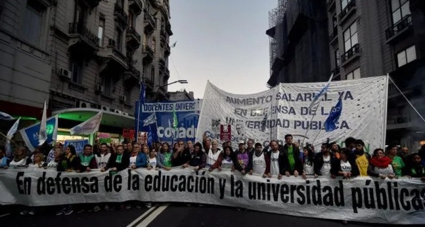 Crece la tensi&oacute;n universitaria: la UBA advierte que sus hospitales est&aacute;n en riesgo y convoca a una conferencia clave