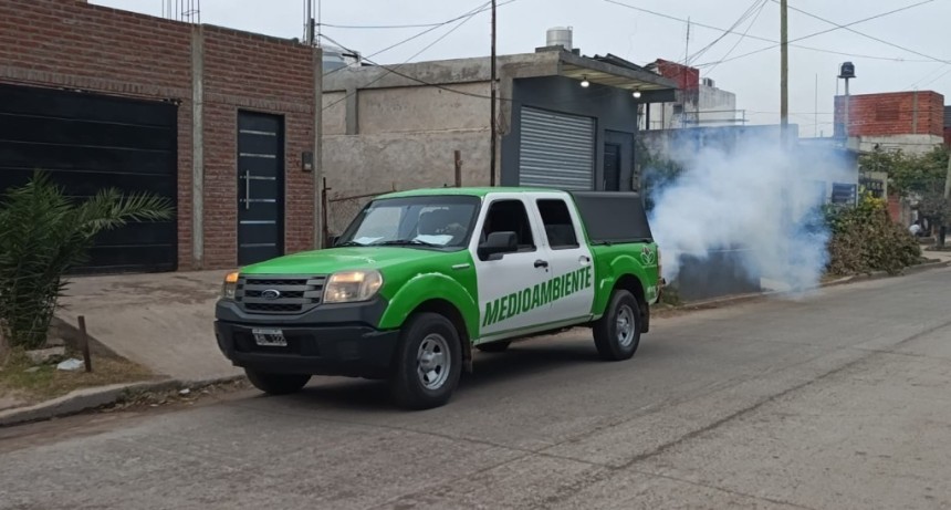 Refuerzan los operativos contra el dengue en Esteban Echeverr&iacute;a y avanzan las fumigaciones en distintos barrios