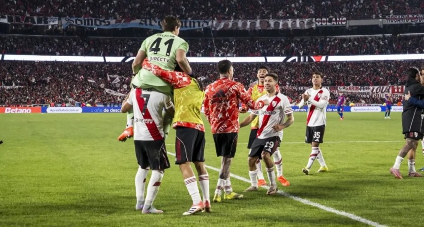 River sobrevivi&oacute; a una noche incre&iacute;ble y elimin&oacute; por penales a San Lorenzo tras un partido inolvidable