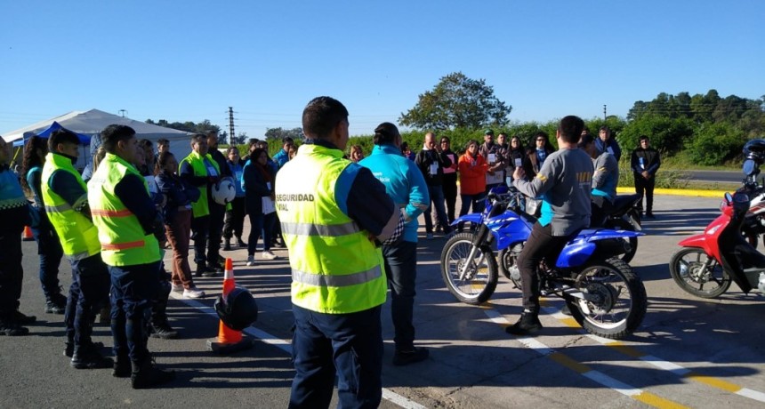 Licencias m&aacute;s exigentes: lanzan una matr&iacute;cula nacional para instructores de motos