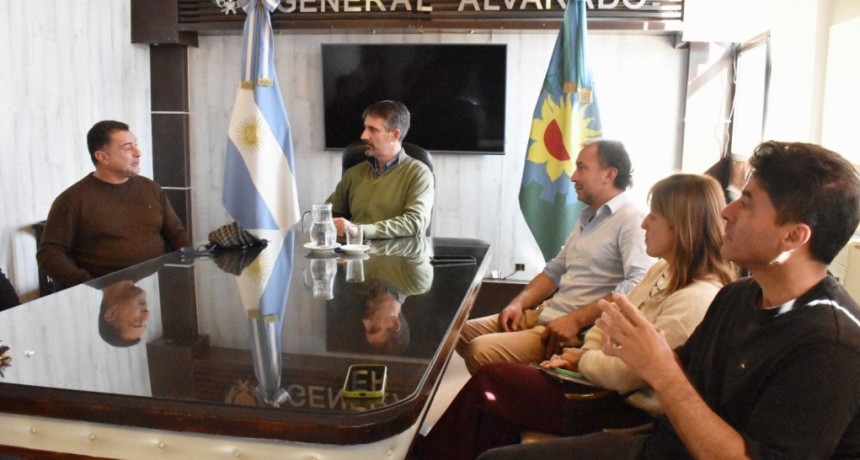 Buscan transformar el CAPS de Otamendi en hospital y avanzar con una ampliaci&oacute;n hist&oacute;rica del sistema de salud