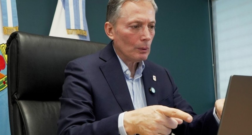 Gray lanz&oacute; una dura advertencia contra Milei y habl&oacute; de un gobierno con &ldquo;fecha de vencimiento&rdquo;