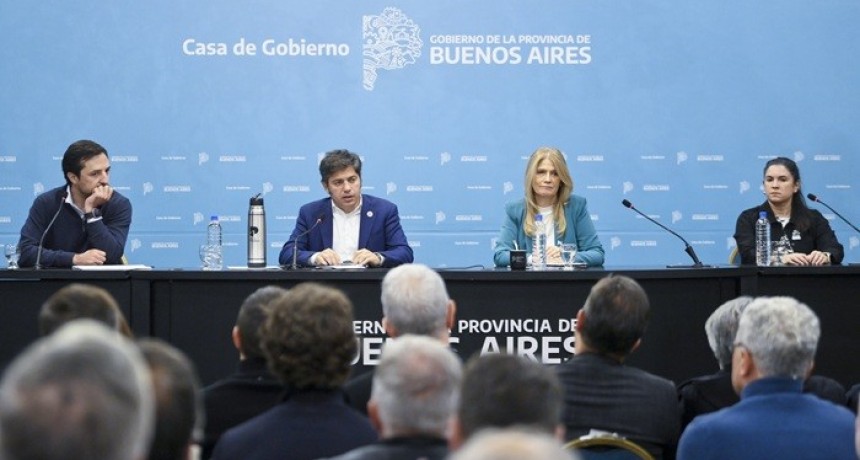 Kicillof reuni&oacute; a m&aacute;s de 60 intendentes y lanz&oacute; una dura advertencia por la crisis sanitaria: &ldquo;Estamos viviendo una cat&aacute;strofe&rdquo;