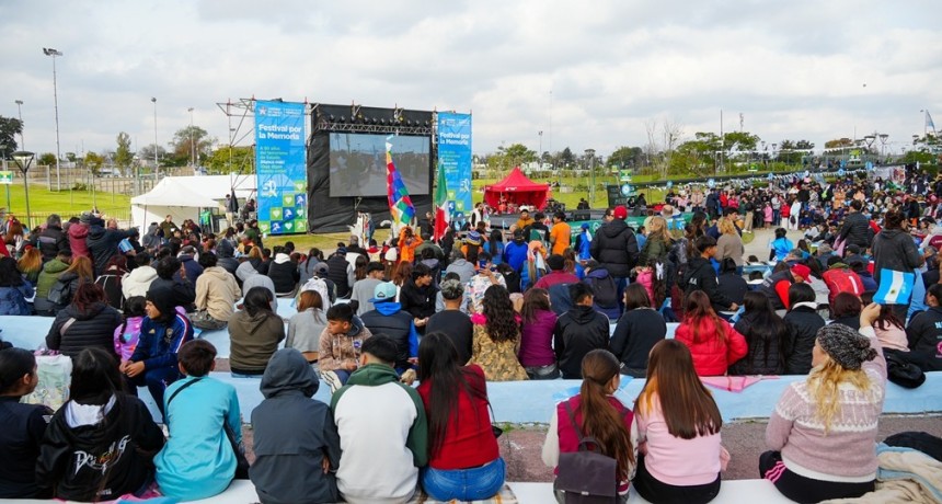 Multitudinaria jornada en Merlo: inauguraron un Monumento a la Memoria y miles de vecinos participaron del festival
