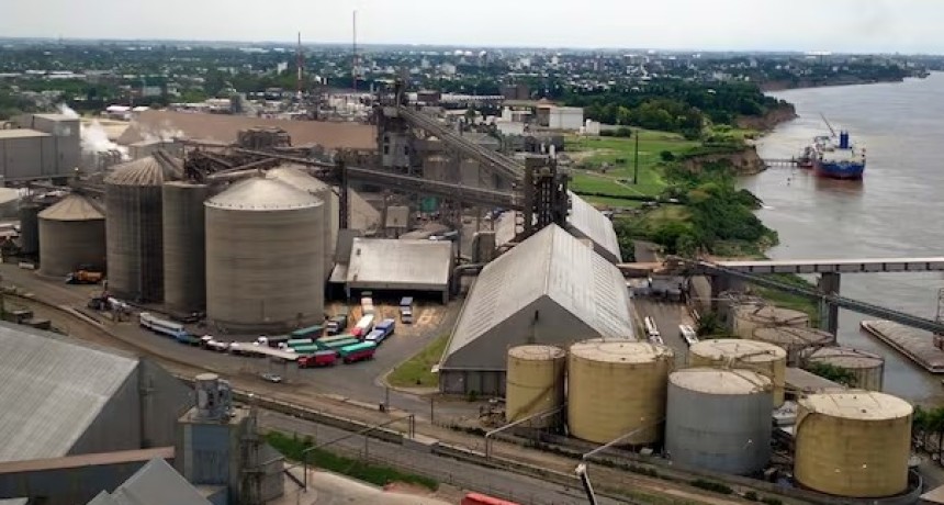 Paro aceitero por tiempo indeterminado: el conflicto salarial amenaza con frenar un sector clave de la econom&iacute;a