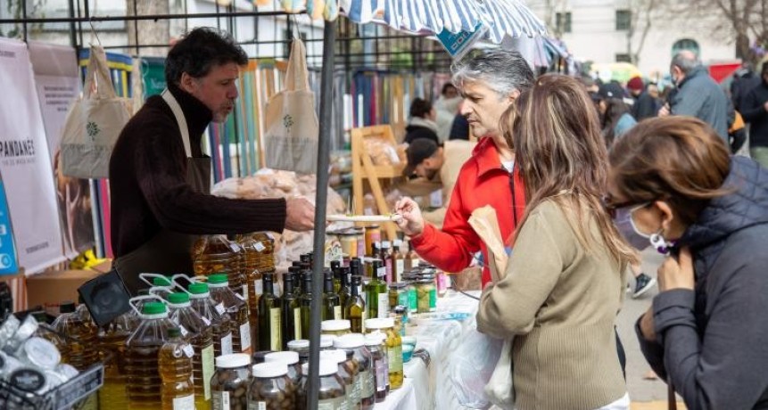 Caballito recibe una nueva edici&oacute;n de &ldquo;Nuevos Sabores&rdquo; con gastronom&iacute;a internacional y feria de emprendedores