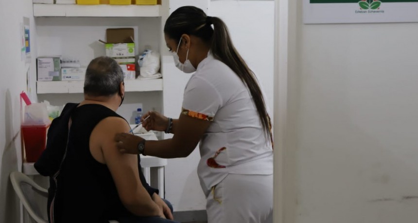 Avanza la vacunación contra el covid-19 en Esteban Echeverría