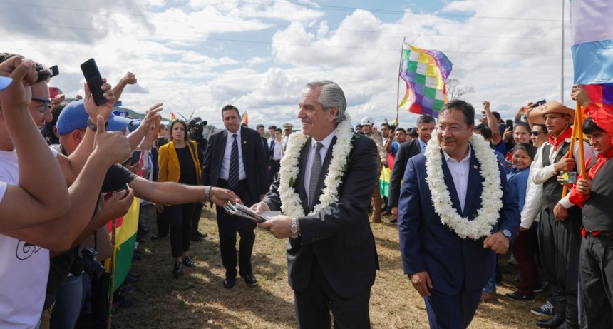 Alberto Fernández y Arce inauguraron un electroducto que permitirá mejorar el abastecimiento de energía eléctrica