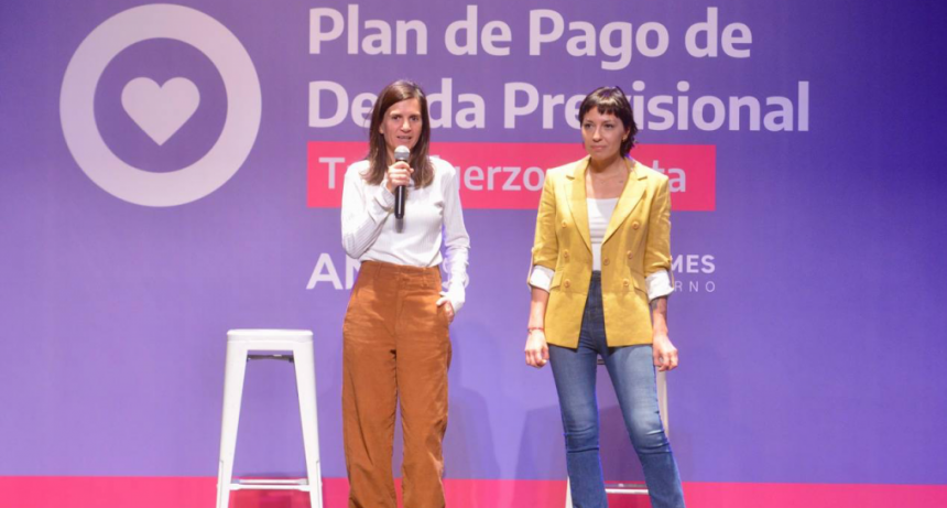 Fernanda Raverta y Mayra Mendoza entregaron más de 650 resoluciones jubilatorias a personas mayores de Quilmes