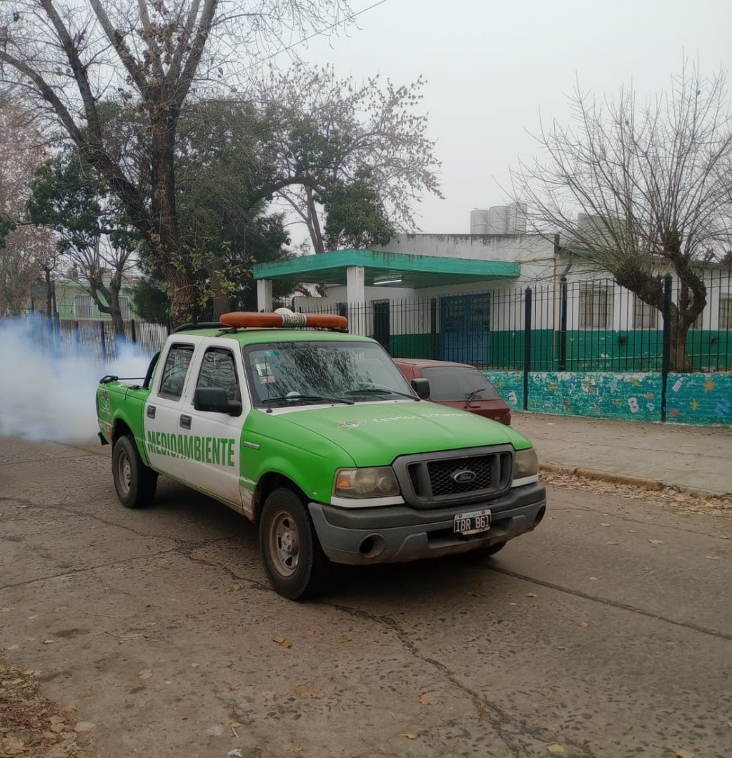 Continúan las fumigaciones en Esteban Echeverría para prevenir el dengue