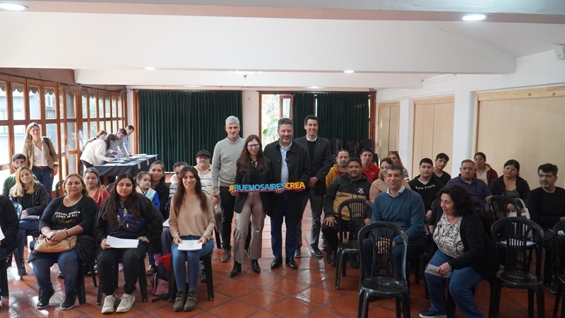 Familias de Merlo acceden a créditos del programa provincial Buenos Aires CREA