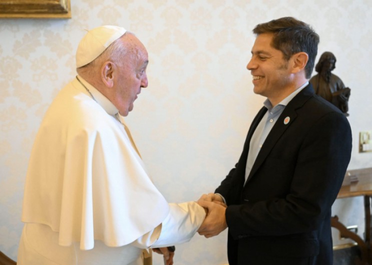 Axel Kicillof se reunió con el Papa Francisco en el Vaticano