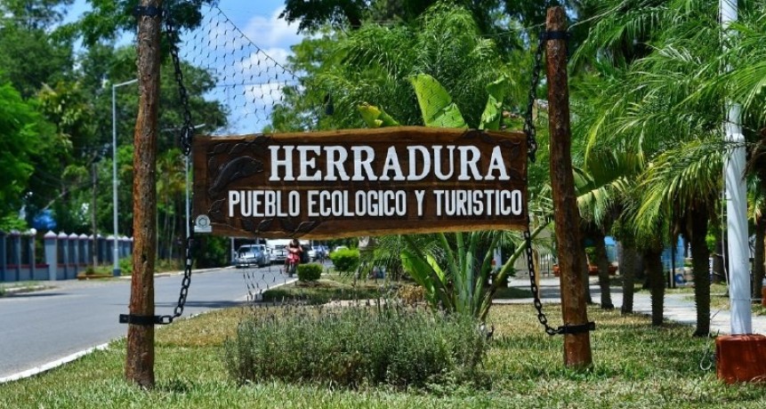 Herradura: Tranquilidad y Naturaleza en las Riberas del Río Paraguay