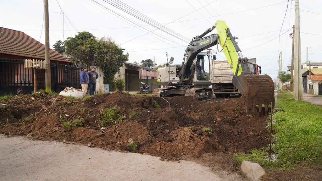 Merlo avanza con obras pese al freno nacional: nuevo asfalto en Parque San Martín