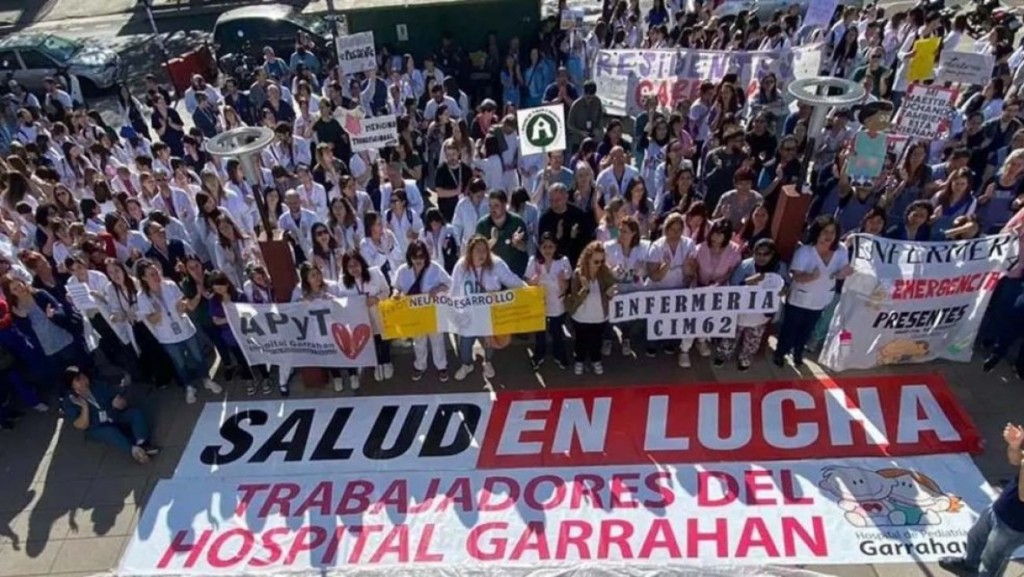 Fracasó la conciliación por el Garrahan: trabajadores inician paro y se movilizan a Plaza de Mayo