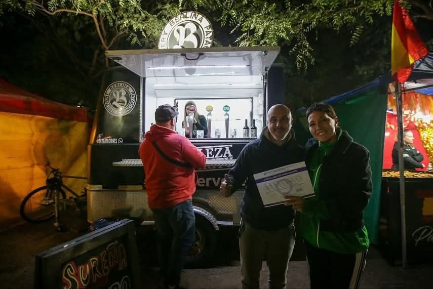 Quilmes se llena de sabor: Mayra Mendoza recorrió la feria “Saboreando” en Don Bosco