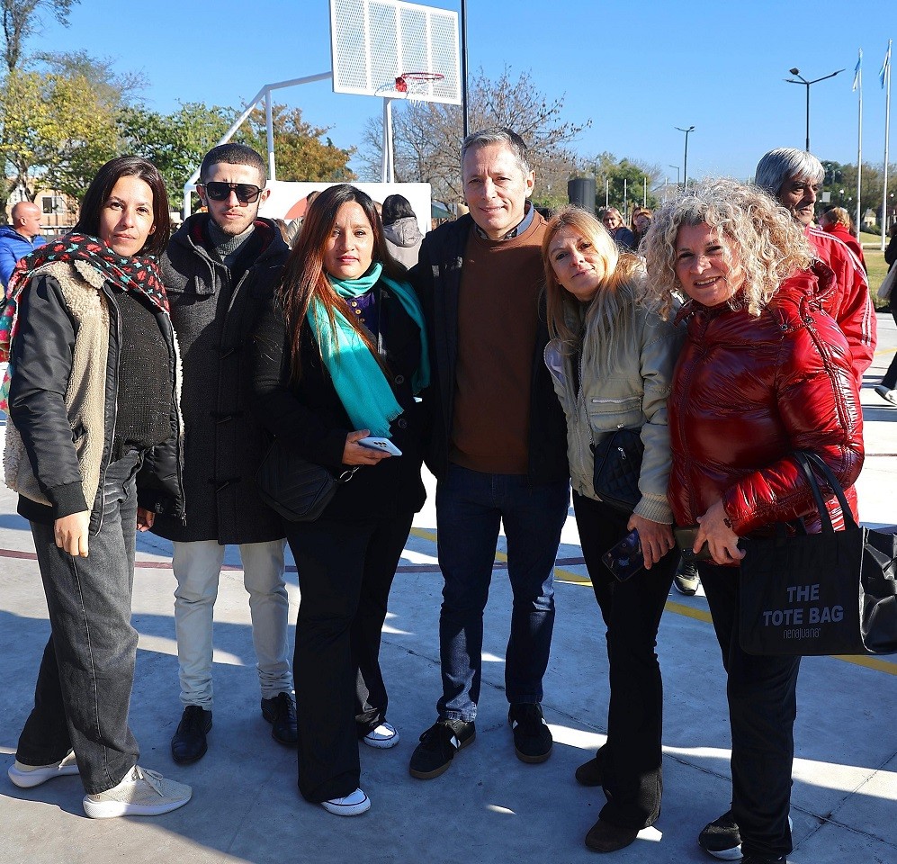 Gray inauguró un nuevo playón deportivo en Monte Grande y apuntó a la inclusión barrial