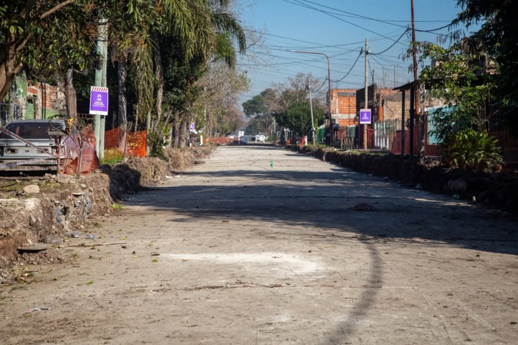 Quilmes acelera el pavimento en los barrios: 30 nuevas cuadras en La Paz y Unión Vecinal