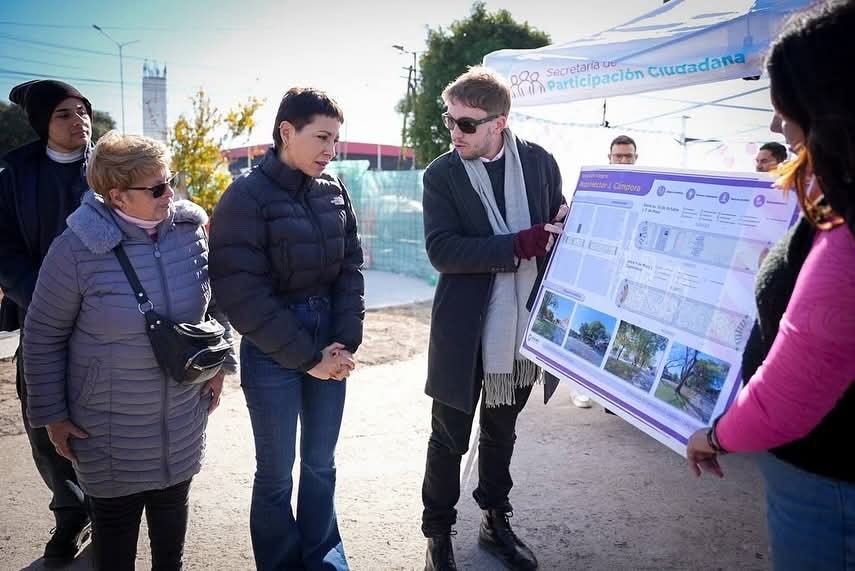 Mayra Mendoza destacó la refacción integral de la plazoleta “Héctor Cámpora”, financiada con fondos municipales