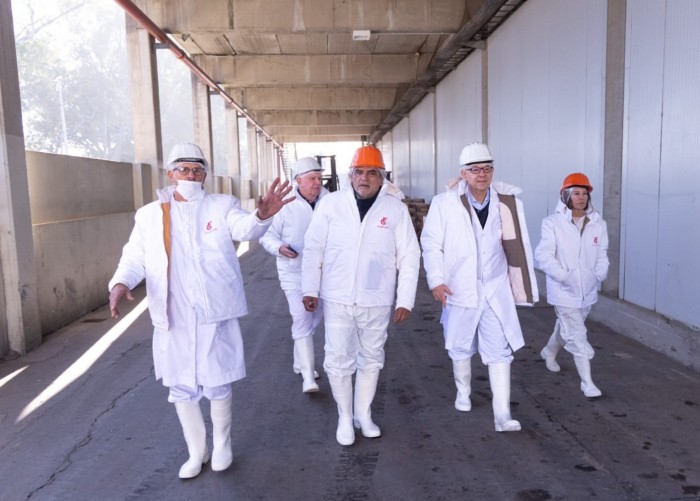 La Provincia asiste al Frigorífico Gorina tras el incendio que paralizó su producción