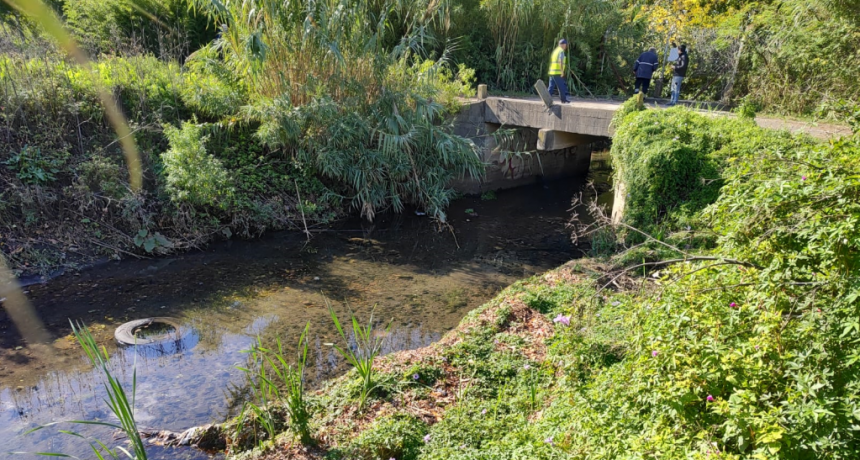 Morón refuerza el mantenimiento de la Cuenca Céspedes para prevenir inundaciones