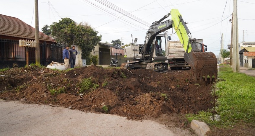 Merlo avanza con obras pese al freno nacional: nuevo asfalto en Parque San Martín