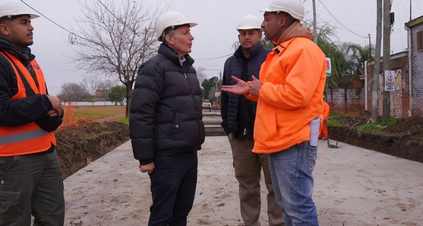 Monte Grande: avanza la obra de pavimentación en la calle Marxer con hormigón de alta resistencia