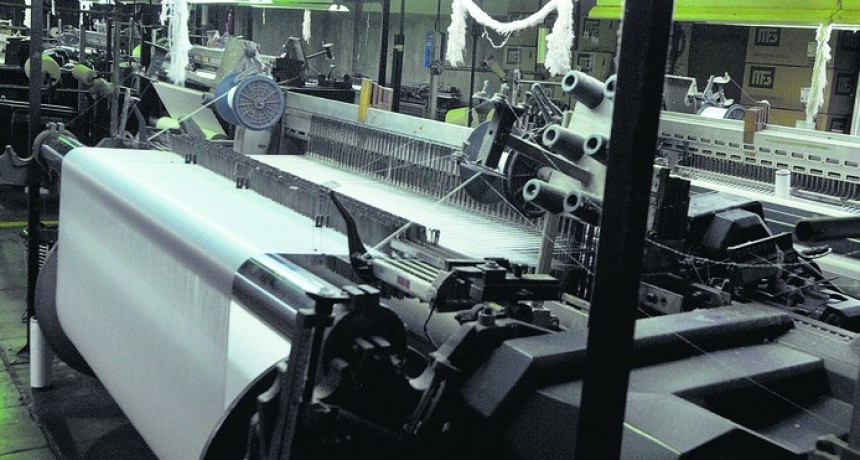 Una de cada diez empresas industriales dejó de exportar y crece el alerta por la recesión