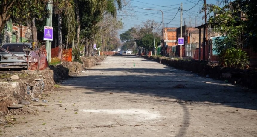Quilmes acelera el pavimento en los barrios: 30 nuevas cuadras en La Paz y Unión Vecinal