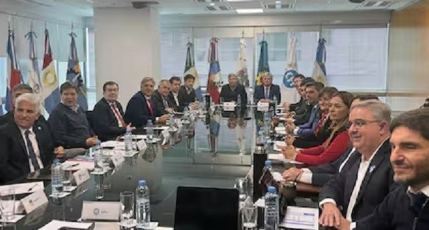 Tensión máxima con las provincias: gobernadores amenazan con no sostener el veto presidencial al aumento jubilatorio