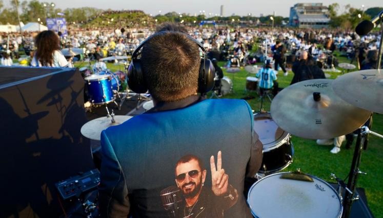 Un espect&aacute;culo hist&oacute;rico: m&aacute;s de 500 bateristas tocaron juntos y deslumbraron a miles de personas en Buenos Aires