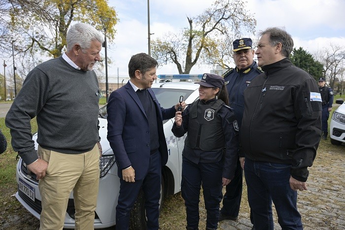 Kicillof reforz&oacute; la seguridad en Pergamino con nuevos patrulleros, motos y m&aacute;s efectivos policiales